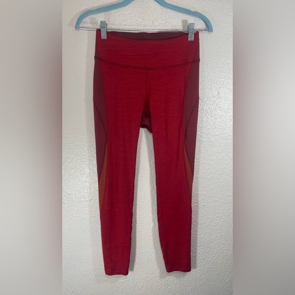 Outdoor Voices Zoom Maroon Red Orange Tri Color Block 7/8 Leggings Women’s Small